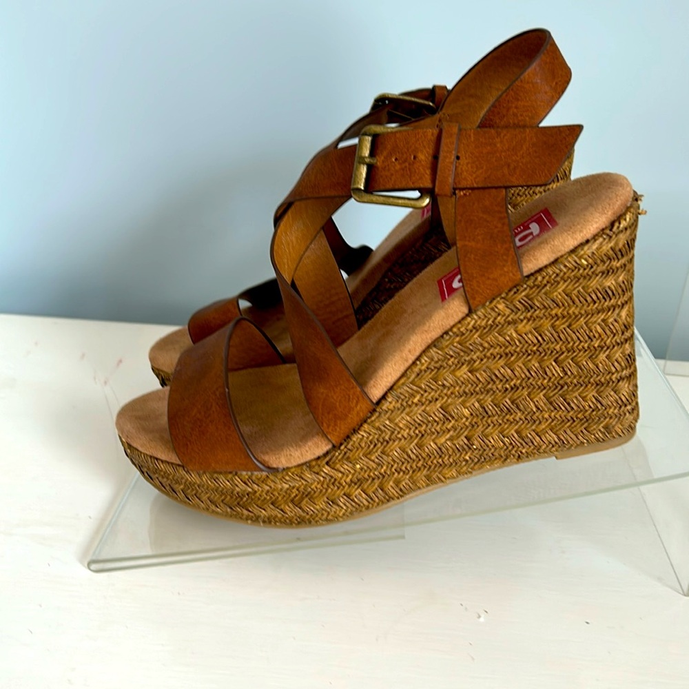 POP Tan Wedge Sandals (9)